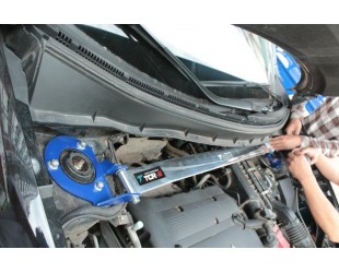 Распорка стаканов Mitsubishi ASX 2010+