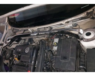 Распорка стаканов Skoda Octavia (5E) 2013+