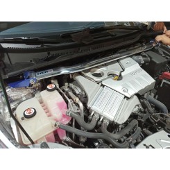 Распорка стоек Toyota Corolla 2013-2018